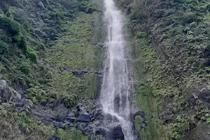 Água d'Alto waterfall image