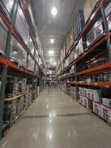 Warehouse store «Costco Wholesale», reviews and photos, 8629 120th Ave NE, Kirkland, WA 98033, USA