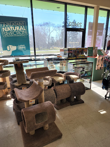 Pet Supply Store «Pet Supplies Plus», reviews and photos, 29402 Woodward Ave, Royal Oak, MI 48073, USA
