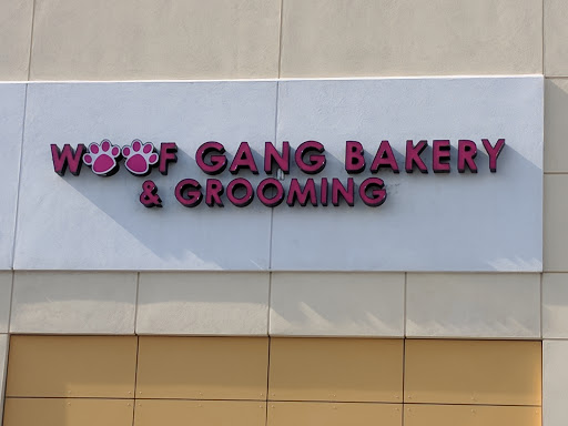 Pet Groomer «Woof Gang Bakery & Grooming Lake Nona - Retail, Grooming», reviews and photos, 10743 Narcoossee Rd, Orlando, FL 32832, USA