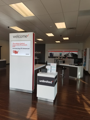 Cell Phone Store «Verizon Authorized Retailer - Wireless Zone», reviews and photos, 1999 US-60, Henderson, KY 42420, USA