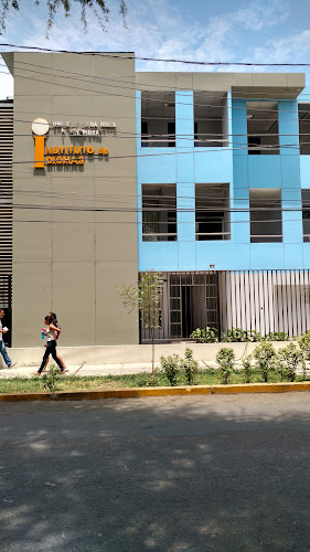 Instituto de idiomas de la Universidad Nacional de Piura - Academia de idiomas