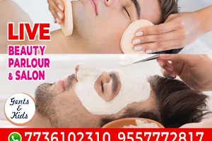 Live Beauty Parlour & Salon image