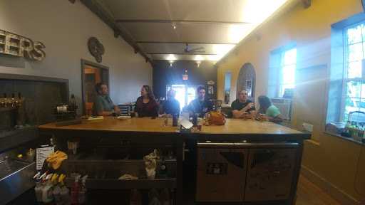 Brewery «Binghamton Brewing Co.», reviews and photos, 15 Avenue B, Johnson City, NY 13790, USA