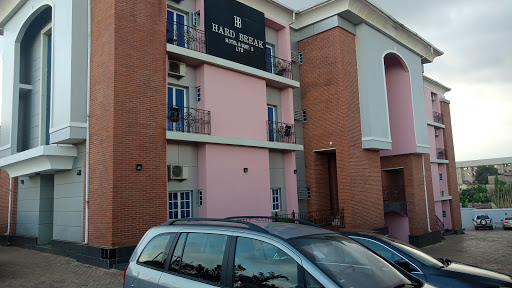 Hard Break Hotel & Suites, 26 Umuezebi St, New Haven, Enugu, Nigeria, Apartment Complex, state Enugu