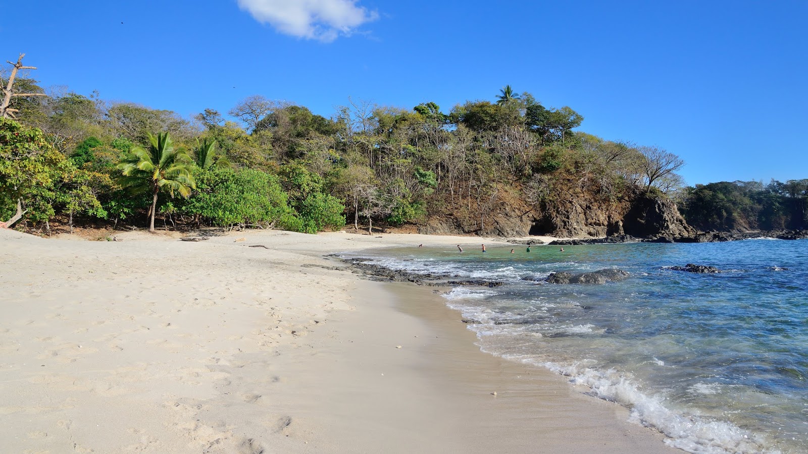 Foto de San Juanillo Beach con arena beige superficie