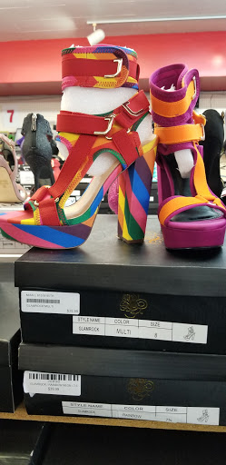 Shoe Store «SHOE! TIME 87», reviews and photos, 8533 S Cottage Grove Ave, Chicago, IL 60619, USA