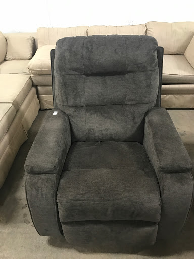 Auction House «RPN Sales & Auction House», reviews and photos, 4451 N Milwaukee Ave, Chicago, IL 60630, USA