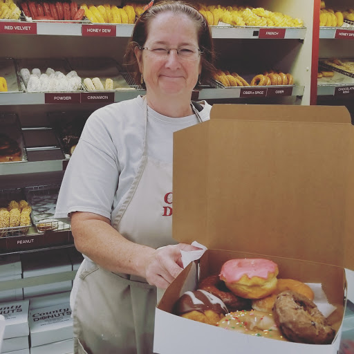 Donut Shop «County Donuts», reviews and photos, 1218 S Roselle Rd, Schaumburg, IL 60193, USA
