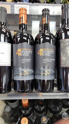 Liquor Store «Barbarita’s Liquor Store», reviews and photos, 15482 NW 77th Ct, Hialeah, FL 33016, USA