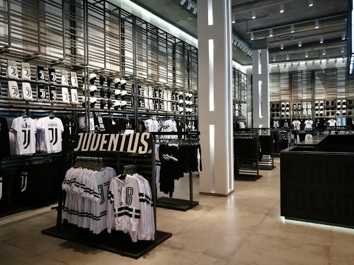 Nike stores Turin