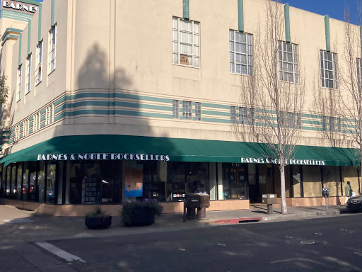 Barnes & Noble, 700 4th St, Santa Rosa, CA 95404, USA, 