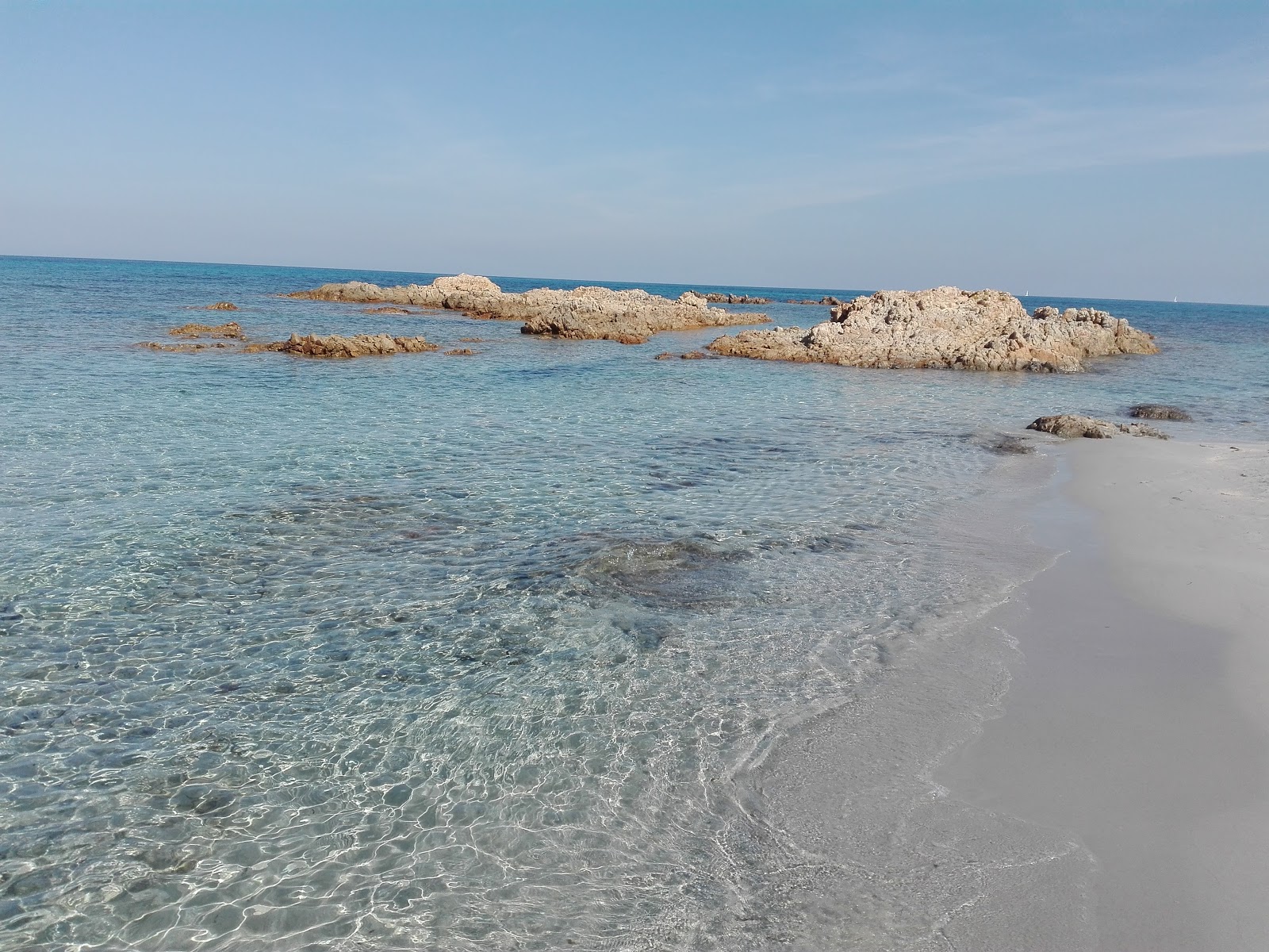 Fotografie cu Plaja Curcurica - locul popular printre cunoscătorii de relaxare