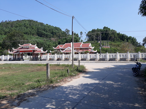Núi Tròn