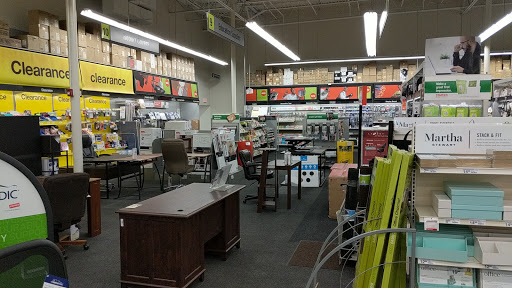 Office Supply Store «Staples», reviews and photos, 4058 13th St, St Cloud, FL 34769, USA