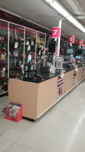 Shopping Mall «Sugar House Shopping Center», reviews and photos, 2274 S 1300 E, Salt Lake City, UT 84106, USA