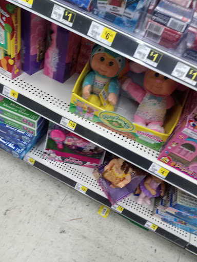 Shopping Mall «Village Square Shopping Center», reviews and photos, 2800 Recker Hwy, Winter Haven, FL 33880, USA