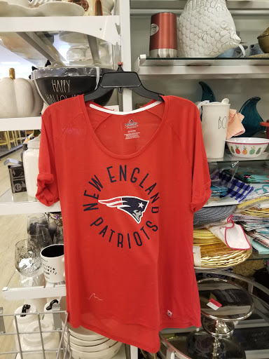 Department Store «T.J. Maxx & HomeGoods», reviews and photos, 198 Alewife Brook Pkwy, Cambridge, MA 02138, USA