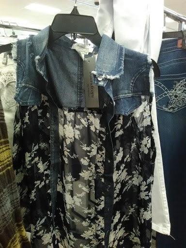 Clothing Store «Ross Dress for Less», reviews and photos, 909 N Landing Way, Renton, WA 98057, USA