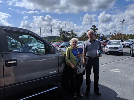 Ford Dealer «Edd Rogers Valley Ford», reviews and photos, 111 Auto Ln, Sparta, TN 38583, USA
