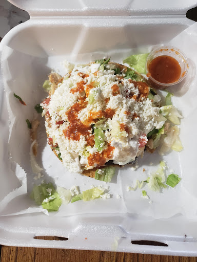 Grocery Store «La Mexicana Grocery Store», reviews and photos, 432 N Main St, West Bend, WI 53090, USA