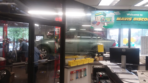 Tire Shop «Mavis Discount Tire», reviews and photos, 68 Old Hwy 22, Clinton, NJ 08809, USA