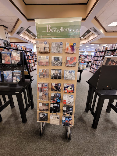 Book Store «Barnes & Noble», reviews and photos, 6134 S Westnedge Ave, Portage, MI 49002, USA