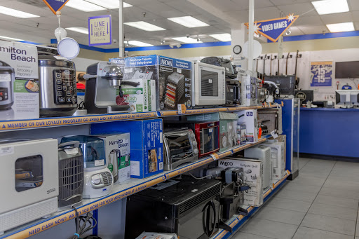 Pawn Shop «La Familia Pawn and Jewelry», reviews and photos, 2057 Americana Blvd, Orlando, FL 32839, USA