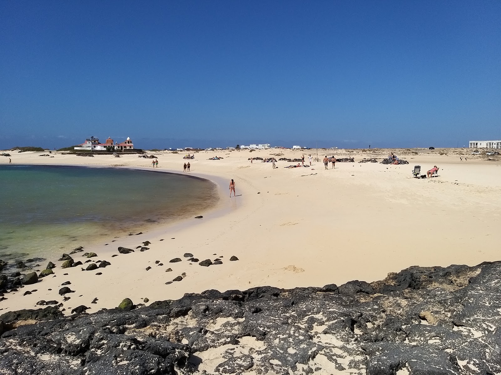 Photo of Cotillo Beach and the settlement