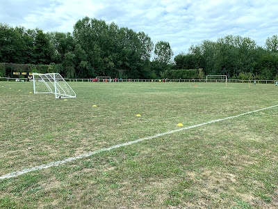 Stade Hector Devos à Angy