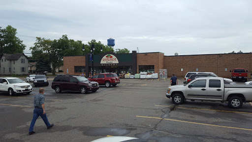 Grocery Store «Riverside Market Inc», reviews and photos, 311 N Oak St, Durand, MI 48429, USA