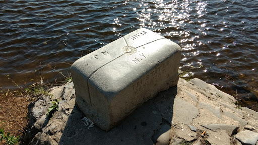 Monument «Tri States Monument», reviews and photos, Laurel Grove Cemetery, Montague Township, NY 07827, USA