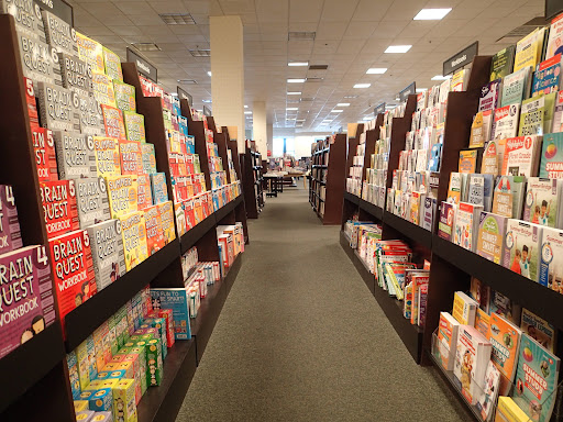 Book Store «Barnes & Noble», reviews and photos, 6050 El Cerrito Plaza, El Cerrito, CA 94530, USA