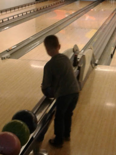 Bowling Alley «Retro Bowl», reviews and photos, 906 Liberty Dr, Liberty, MO 64068, USA