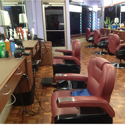 Barber Shop «Mr MAQUINA BARBER SHOP», reviews and photos, 258 Hope St, Stamford, CT 06906, USA