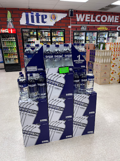 Liquor Store «Cedar Chest Liquors», reviews and photos, 1615 Wayne Rd, Savannah, TN 38372, USA