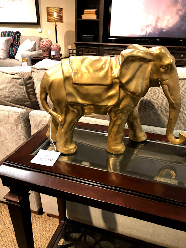 Furniture Store «Havertys Furniture», reviews and photos, 1175 Eglin Pkwy, Shalimar, FL 32579, USA