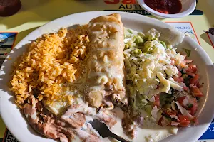 El Sazon Mexican Restaurant image