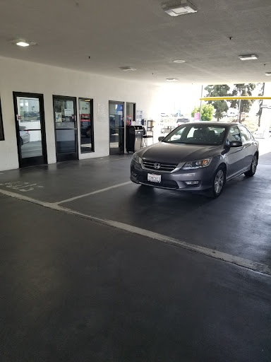 Honda Dealer «Sierra Honda», reviews and photos, 1450 S Shamrock Ave, Monrovia, CA 91016, USA