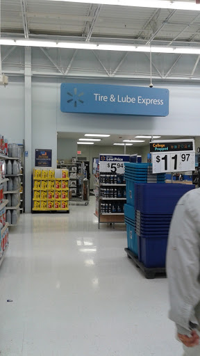 Department Store «Walmart Supercenter», reviews and photos, 1381 S Main St, Boerne, TX 78006, USA