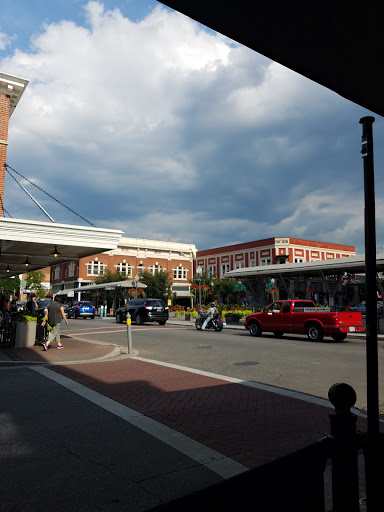 Grocery Store «Roanoke Natural Foods Co-op: Downtown Roanoke», reviews and photos, 1 Market Square SE #115, Roanoke, VA 24011, USA