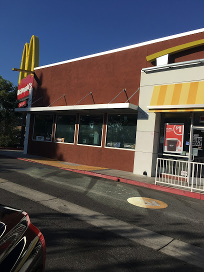 McDonald,s - 17641 Ventura Blvd, Encino, CA 91316