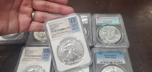 Pawn Shop «Budget Buy & Sell», reviews and photos, 2 E Main St, Patchogue, NY 11772, USA