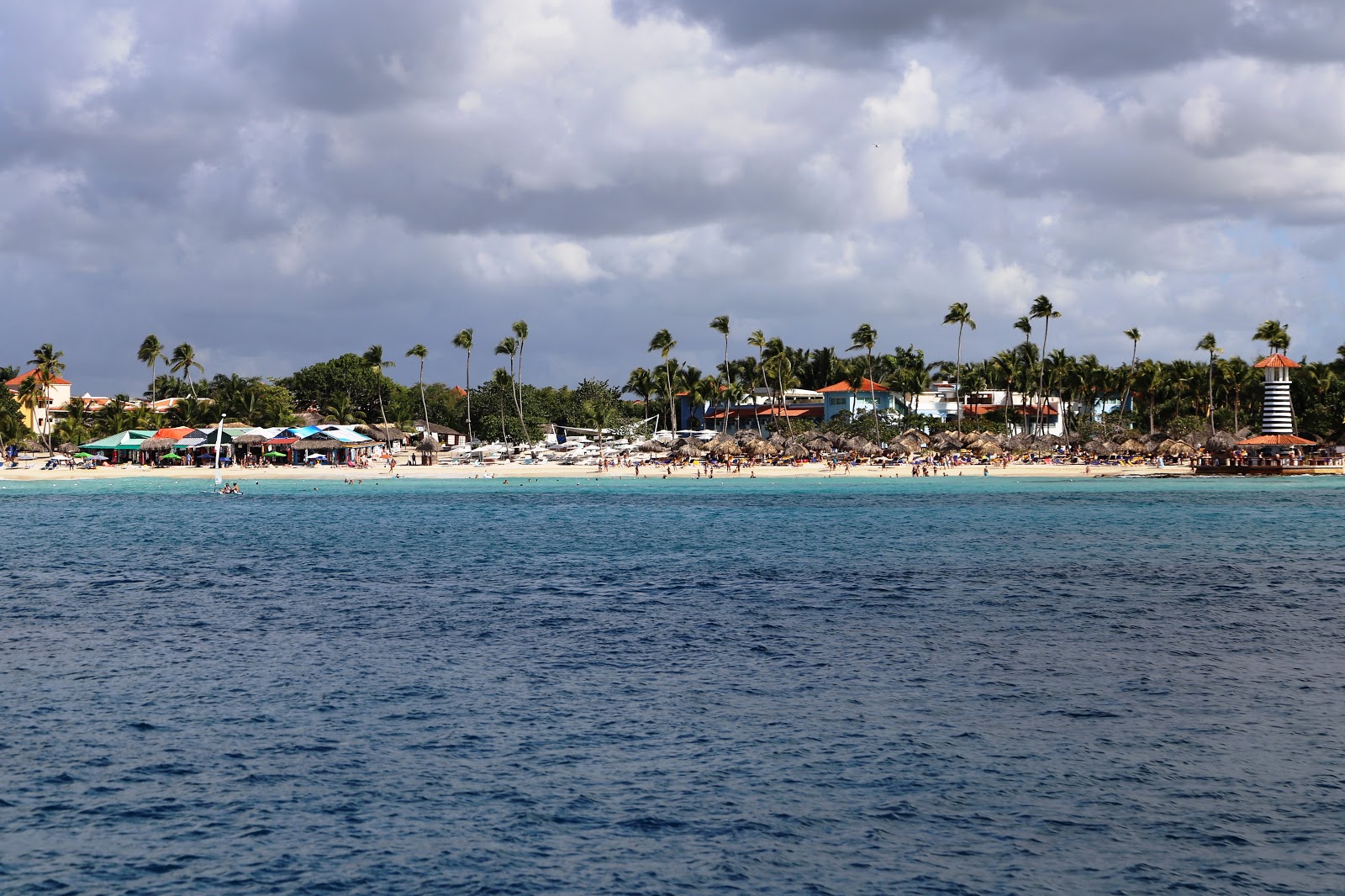 Dominicus Plajı'in fotoğrafı ve güzel manzarası