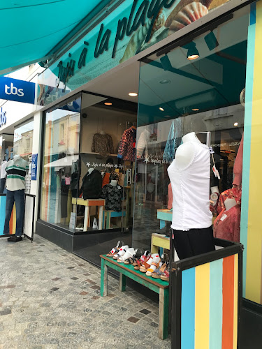 Magasin de vêtements pour femmes Juju à la plage Saint-Gilles-Croix-de-Vie