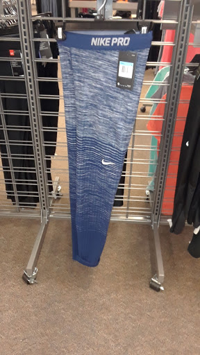 Sporting Goods Store «Academy Sports + Outdoors», reviews and photos, 1150 Genie Ln, Smyrna, TN 37167, USA