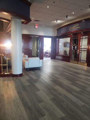 Marina «MacRay Harbor», reviews and photos, 30675 N River Rd, Harrison Charter Township, MI 48045, USA