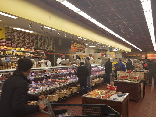 Supermarket «Fairway Market Douglaston», reviews and photos, 242-02 61st Ave, Queens, NY 11362, USA