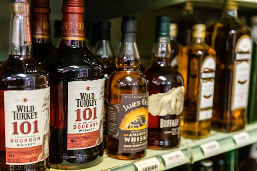 Liquor Store «R & H Liquor Stores», reviews and photos, 1662 TX-337 Loop, New Braunfels, TX 78130, USA