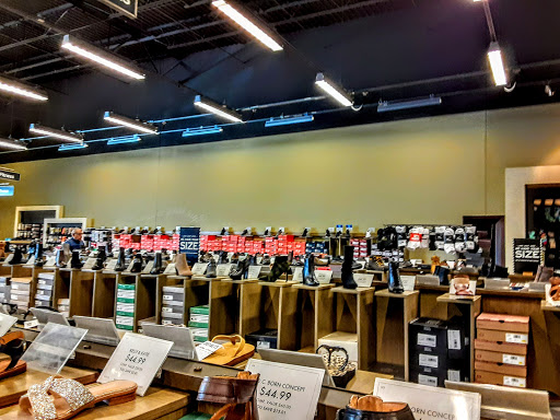 Shoe Store «DSW Designer Shoe Warehouse», reviews and photos, 1331 George Dieter Dr, El Paso, TX 79936, USA